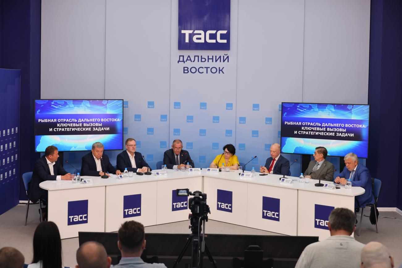 РС принял участие в обсуждении вопросов развития рыбохозяйственного комплекса