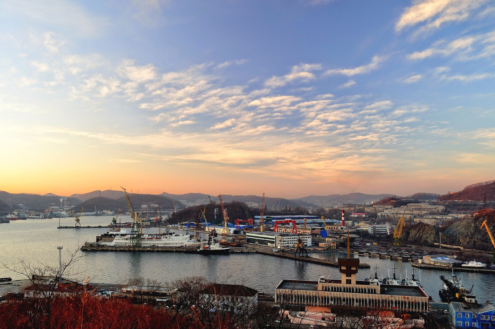 Нормативно-правовой дайджест – октябрь 2025