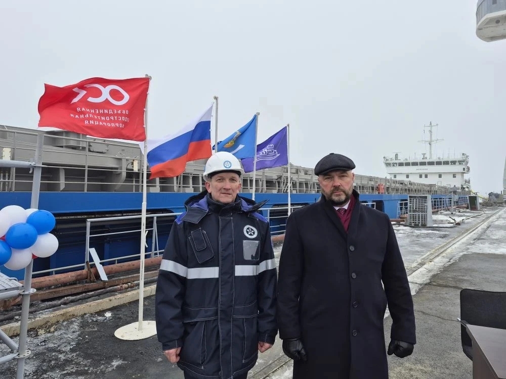 Судно «Каспийский берег» передано заказчику