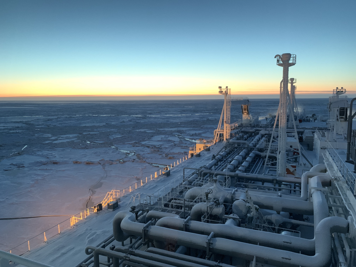 РС представил доклад на заседании Научно-технического совета ОСК