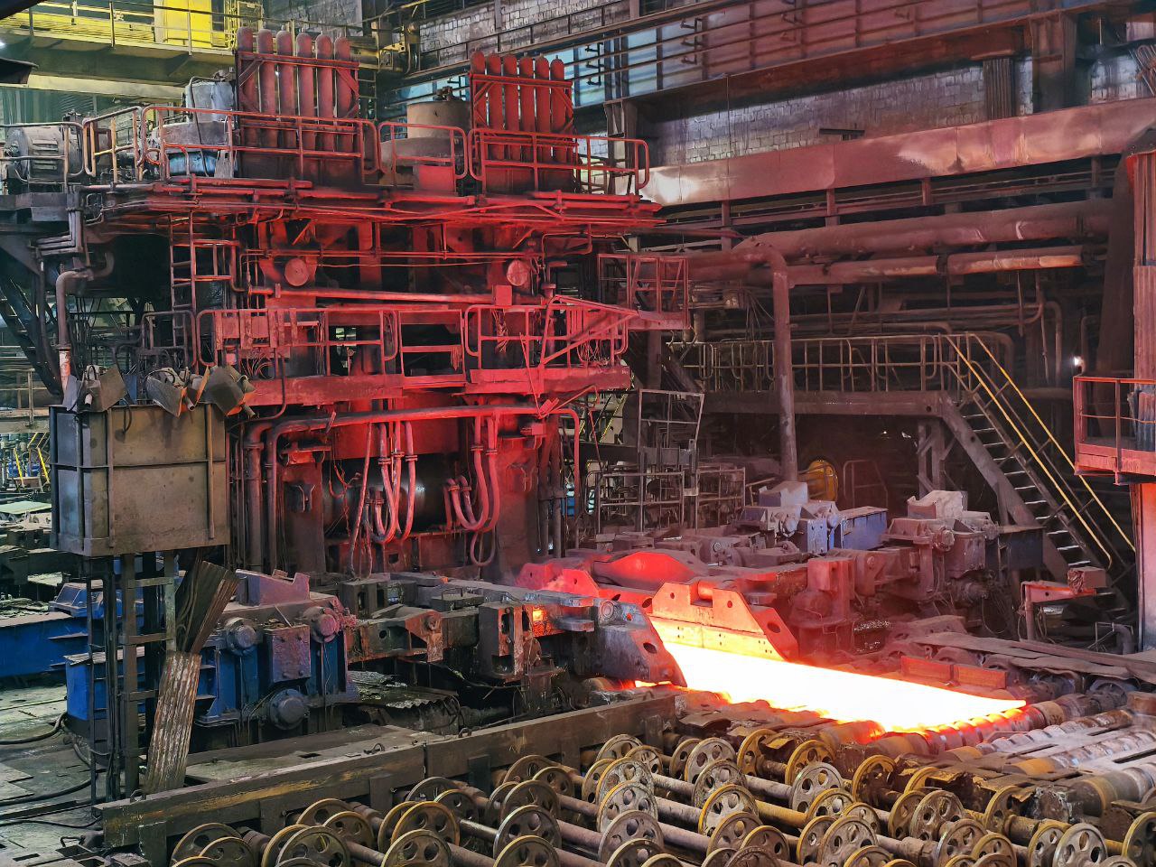 Алчевский металлургический комбинат подтвердил действие Свидетельств Регистра 