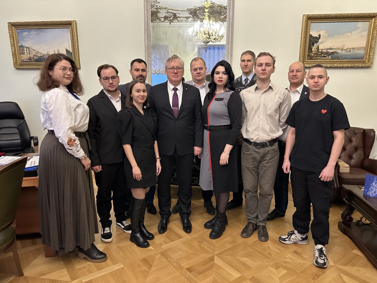 В РС наградили победителей конкурса на лучшую выпускную квалификационную работу