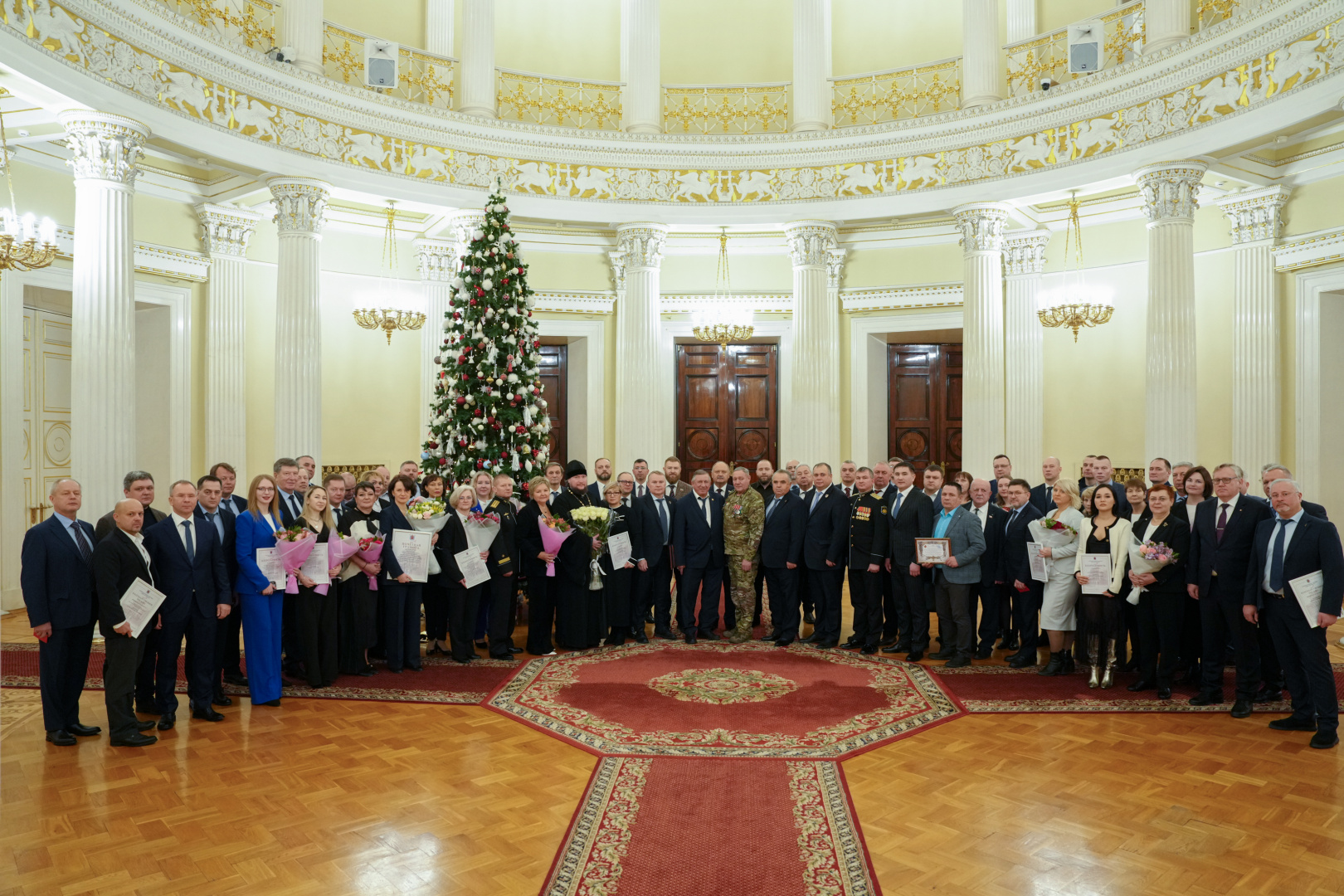 Регистр отмечен за поддержку гуманитарной миссии