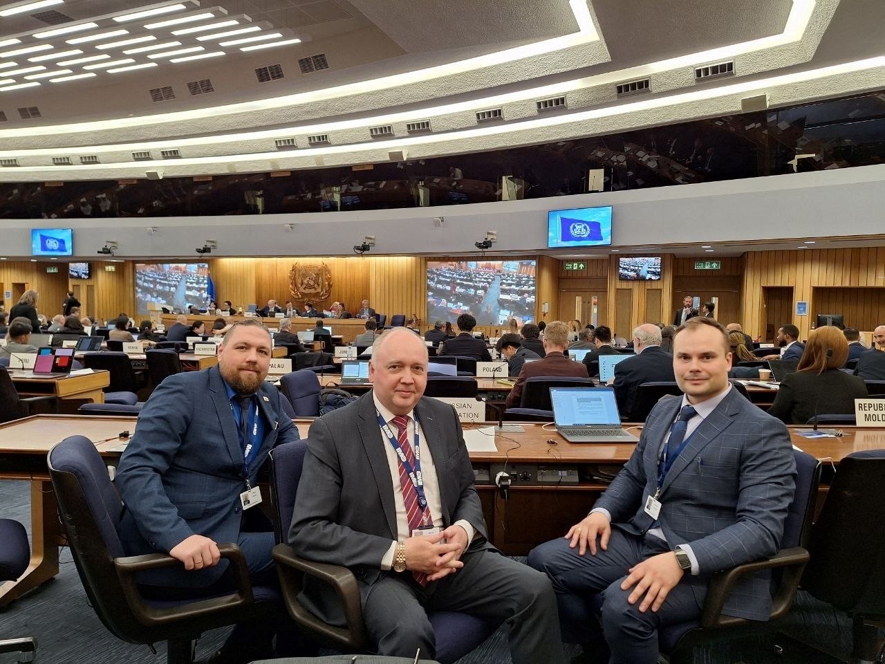 Experts at IMO Discuss Reducing Greenhouse Gas Emissions from Ships