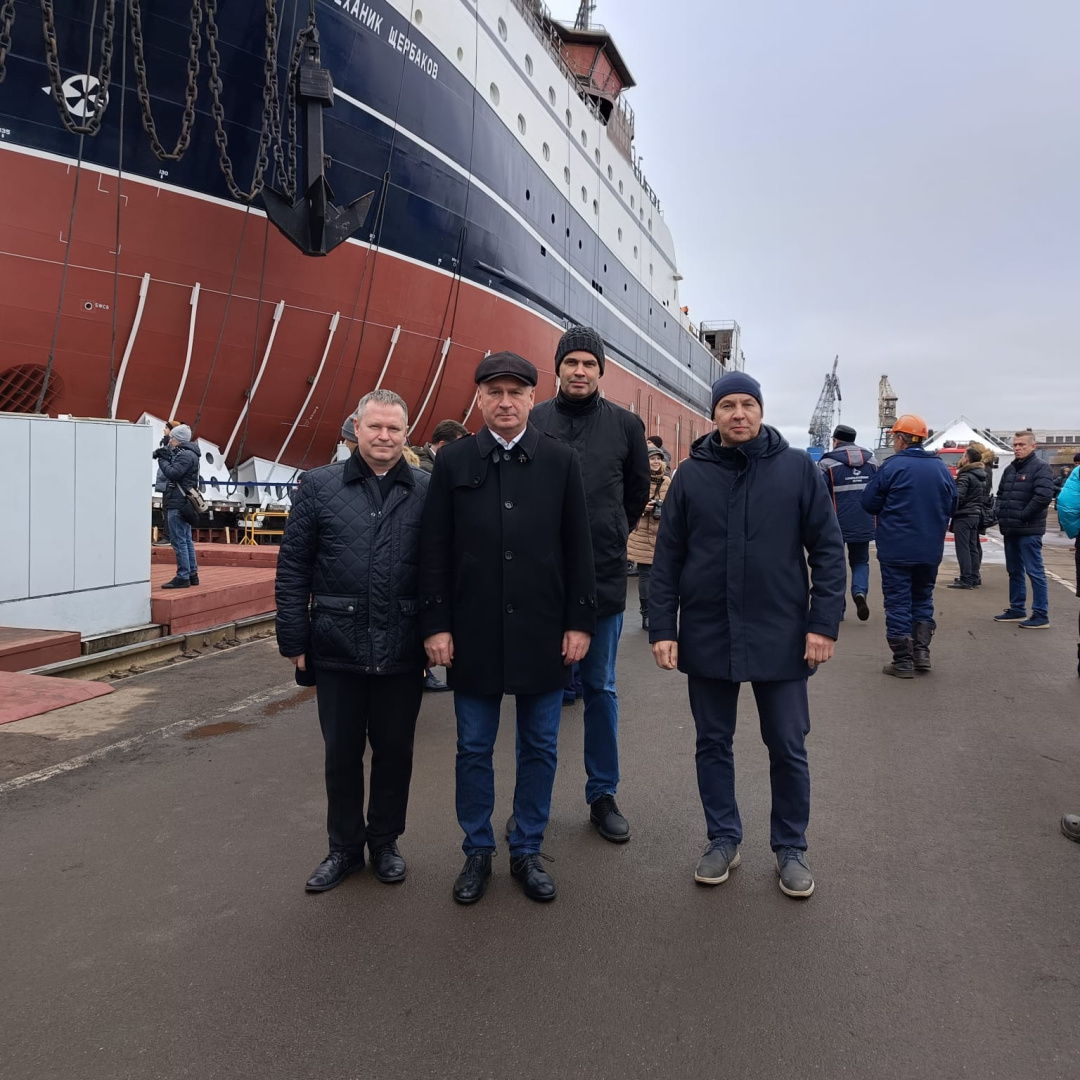 Класс РС: на воду спущен БМРТ «Механик Щербаков»