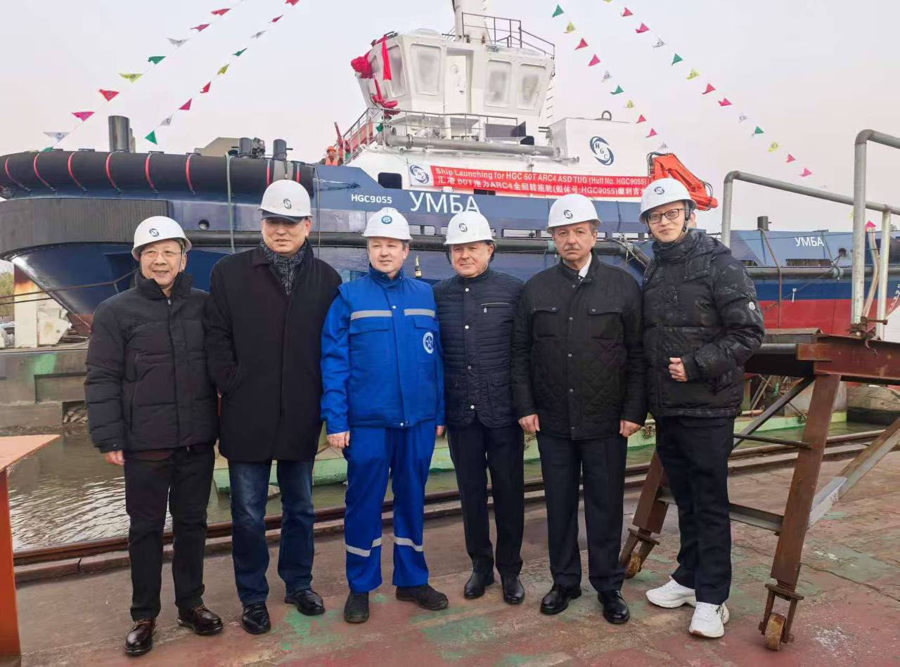 Спущен на воду головной буксир ледового класса Arc4 «Умба»