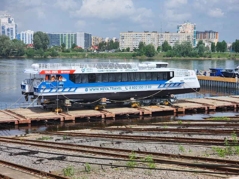 Класс РС: спущен на воду скоростной пассажирский катамаран «Форт Обручев»