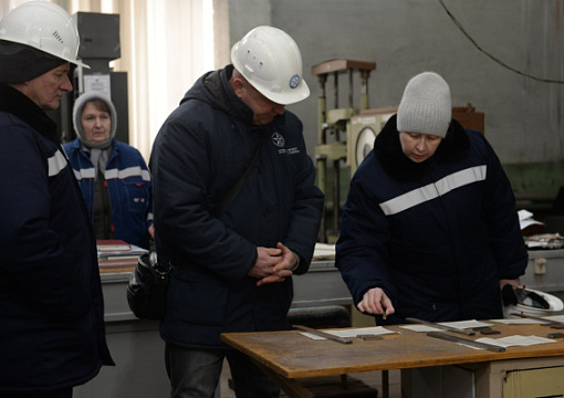 Регистр успешно завершил освидетельствование Енакиевского металлургического завода