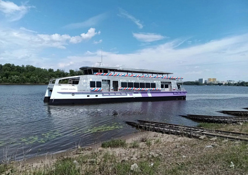 Спущен на воду пассажирский катамаран проекта 04790 «Соммерс-L»