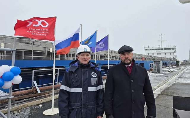 Судно «Каспийский берег» передано заказчику