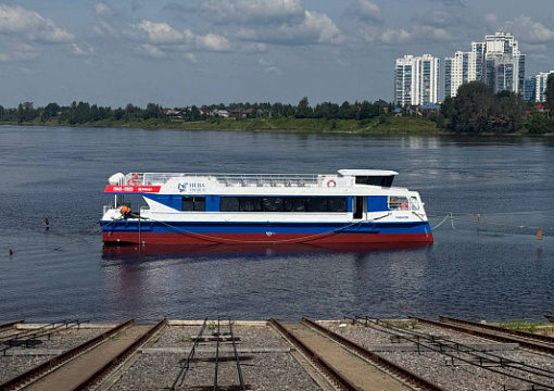 На воду спущен новый экскурсионно-прогулочный катамаран «Габион»