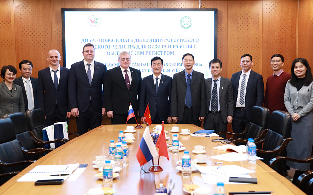 Встреча представителей РС и МА Вьетнама: шаги к развитию морской индустрии