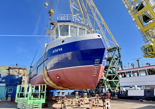 RS class: the first vessel of project 04130 launched in Kamchatka
