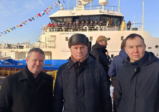 Класс РС: на промысловом судне «Капитан Дудник» поднят Государственный флаг России