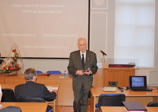 Генеральный директор РС поздравил с 95-летним юбилеем Анатолия Ефимовича Сазонова