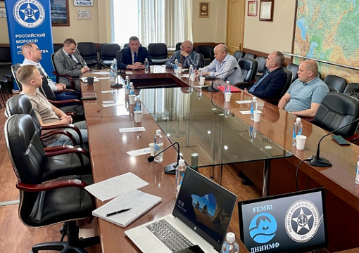 РС и судоремонтные предприятия Приморья: совместная работа на благо региона