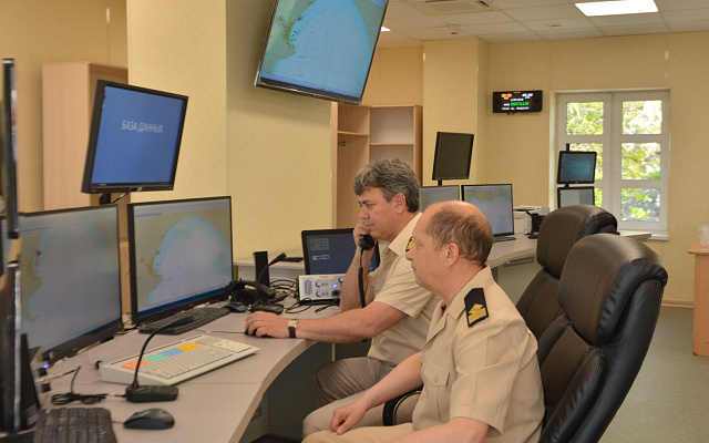 Станция ГМССБ и СУДС Феодосии освидетельствованы Регистром