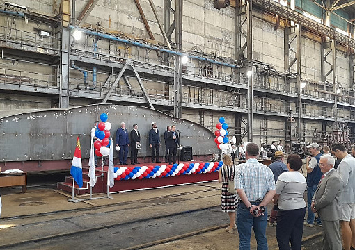 Класс РС: заложен киль краболовного судна проекта 6135