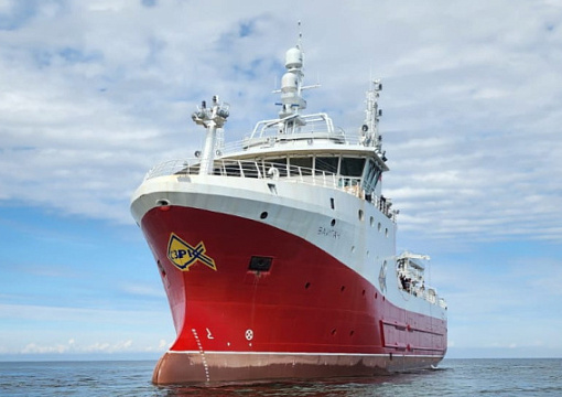 RS class: construction of the crab processor vessel Vaygach completed