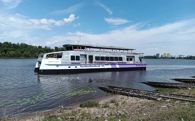 Спущен на воду пассажирский катамаран проекта 04790 «Соммерс-L»